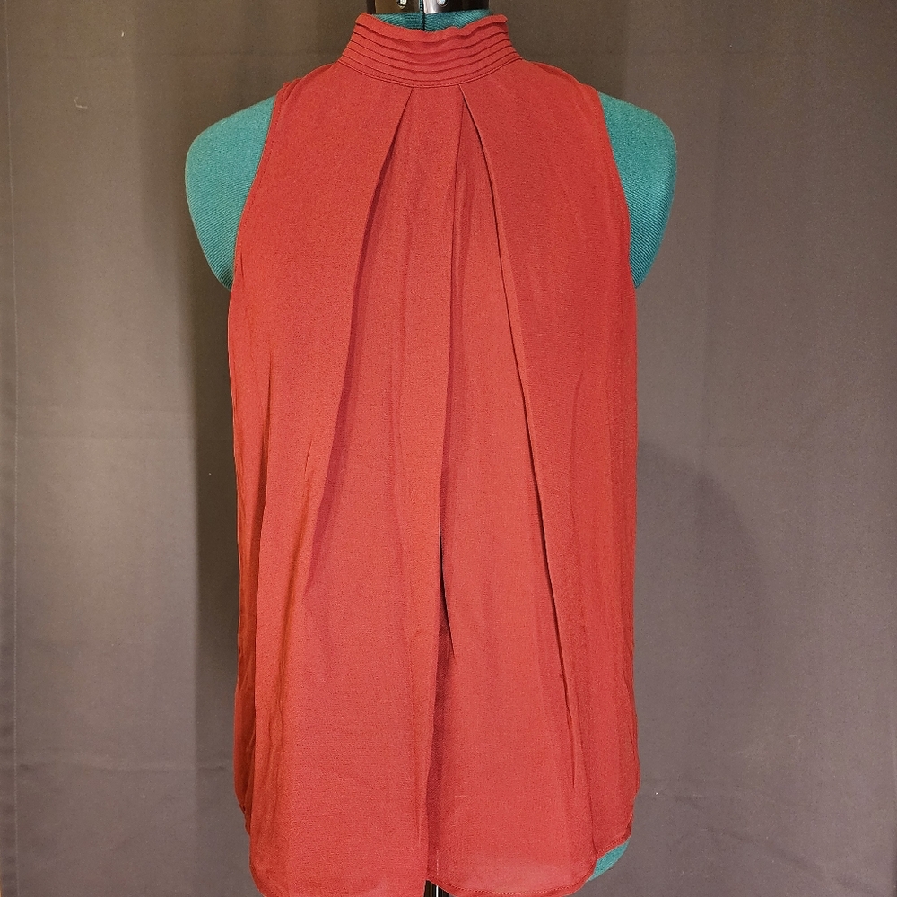 Elegant Sleeveless Red Top